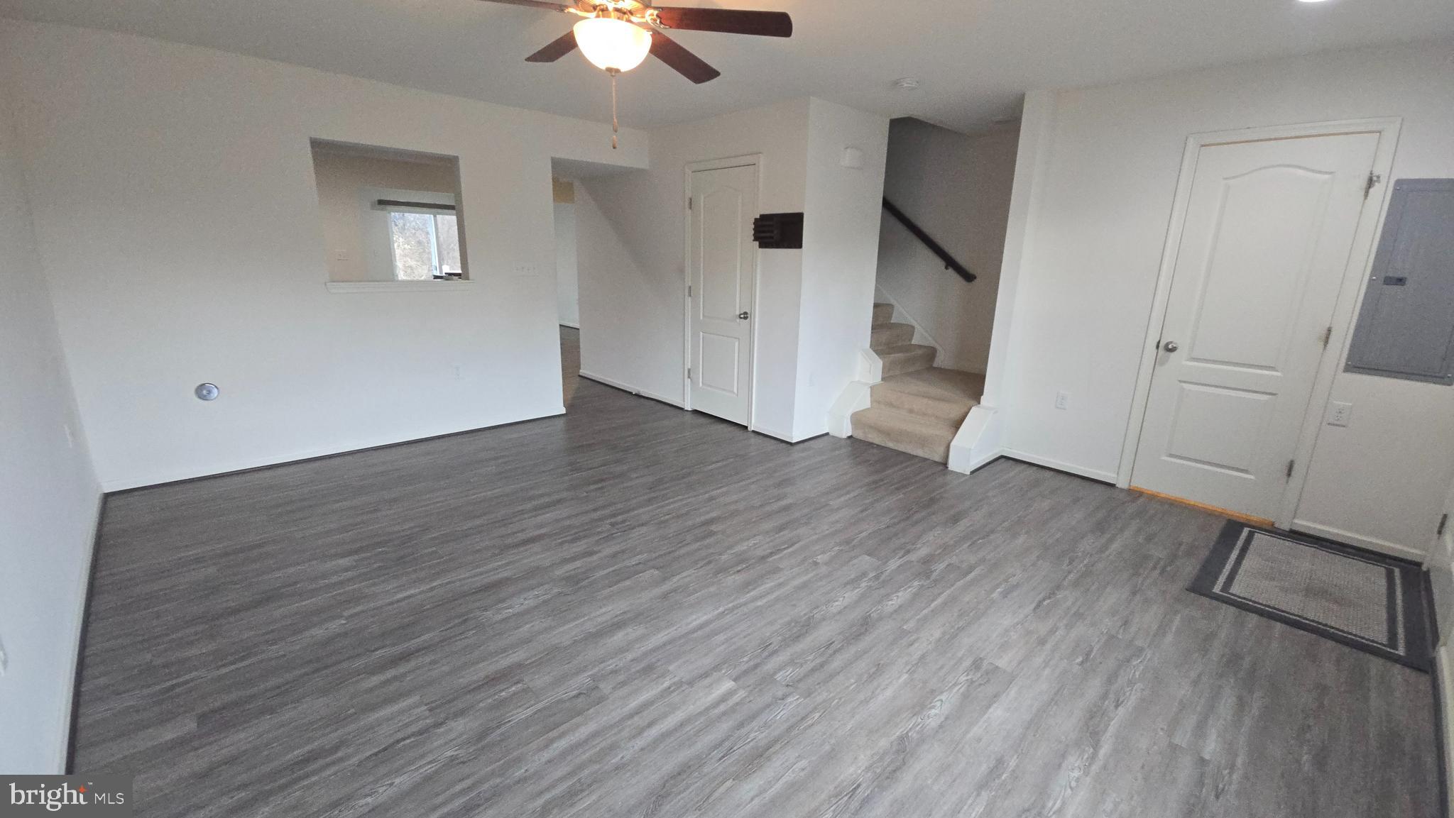 MCCAULEY CROSSING - Residential