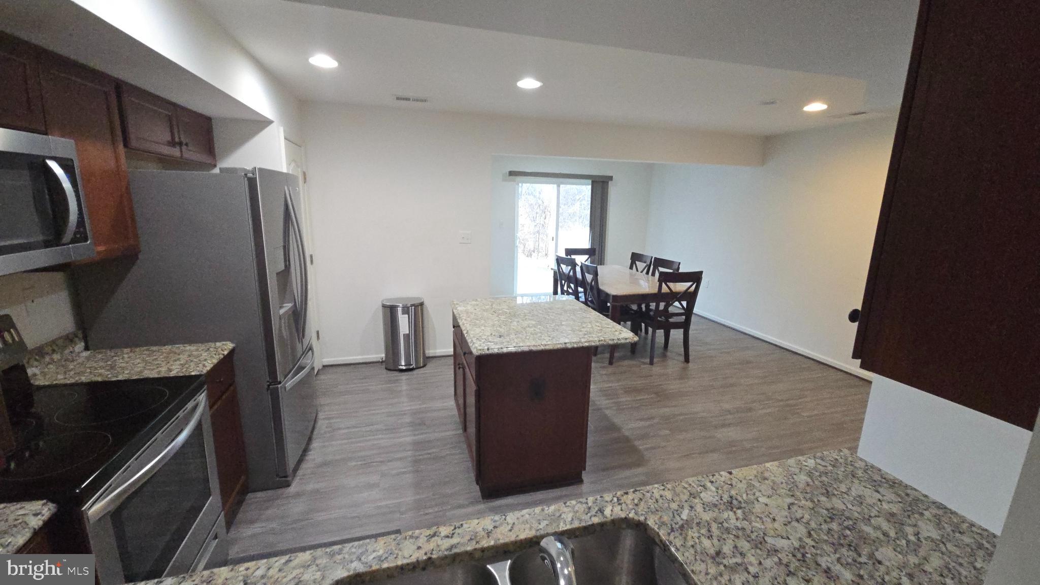 MCCAULEY CROSSING - Residential