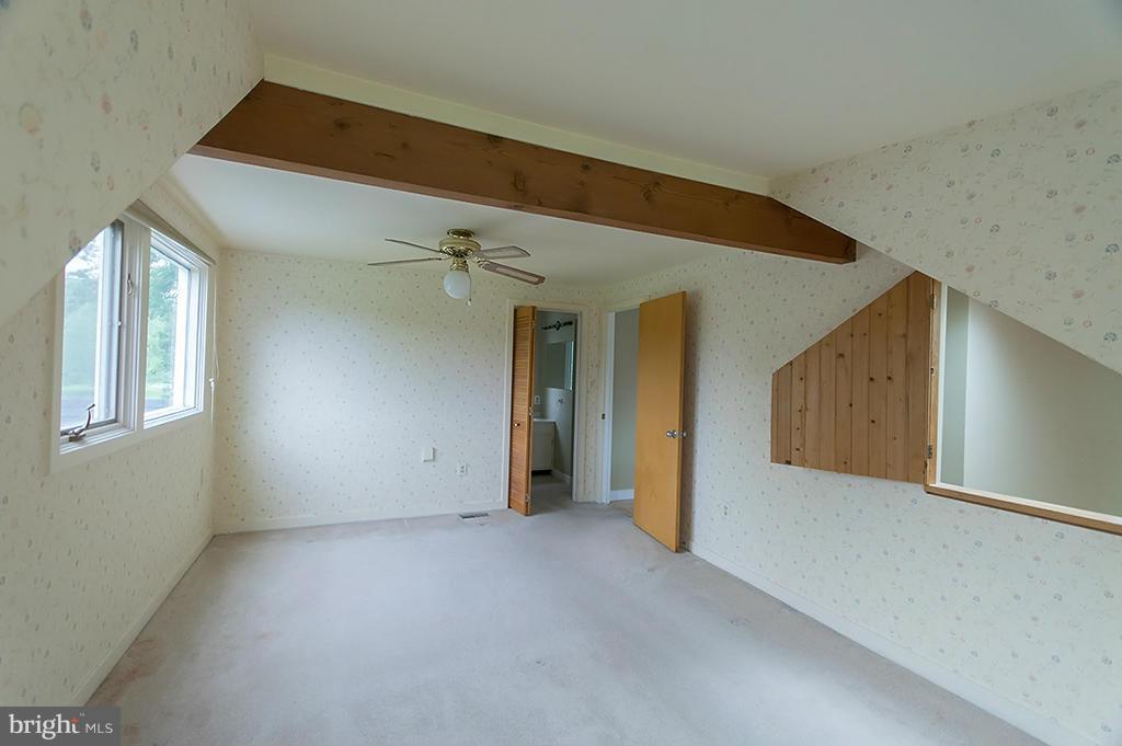 WILLOWDALE - Residential