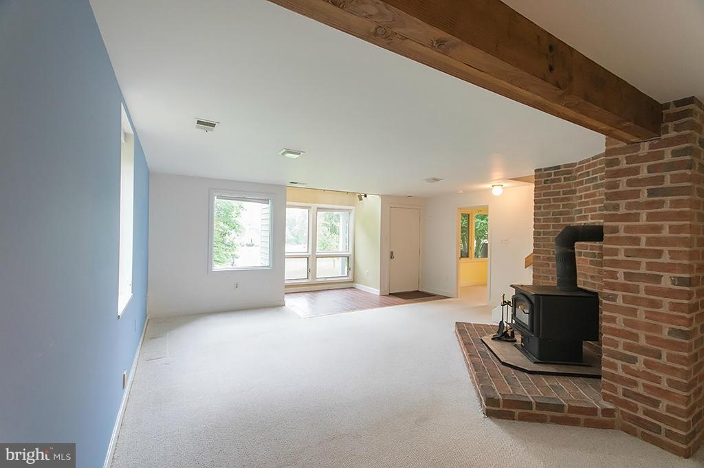 WILLOWDALE - Residential