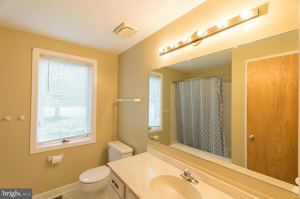 WILLOWDALE - Residential