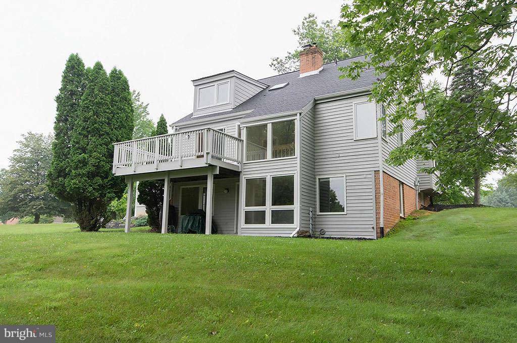 WILLOWDALE - Residential