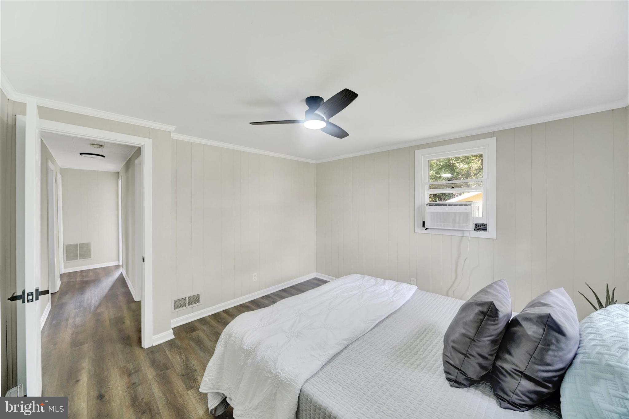 CATONSVILLE MANOR - Residential