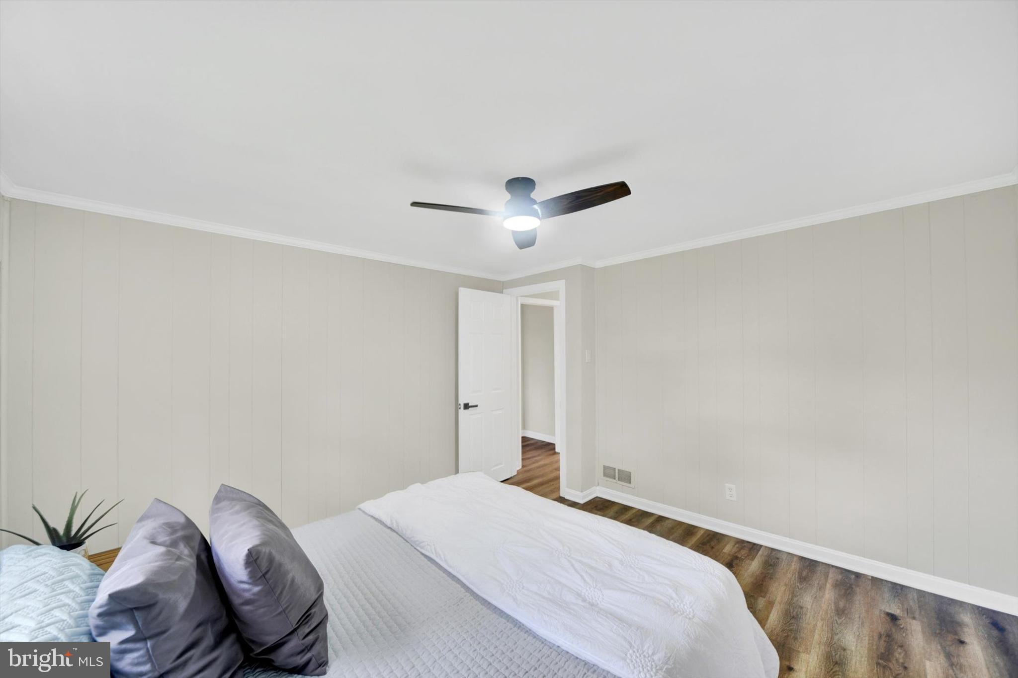 CATONSVILLE MANOR - Residential