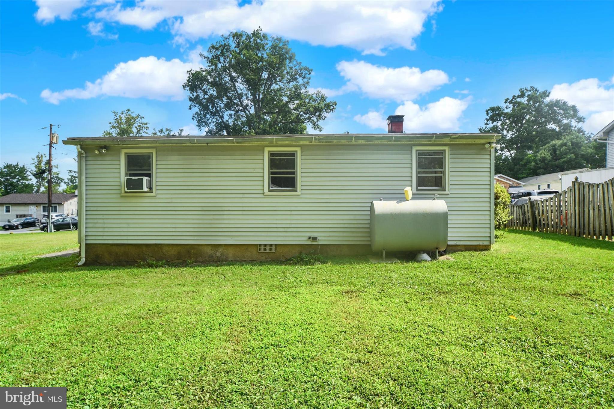 CATONSVILLE MANOR - Residential