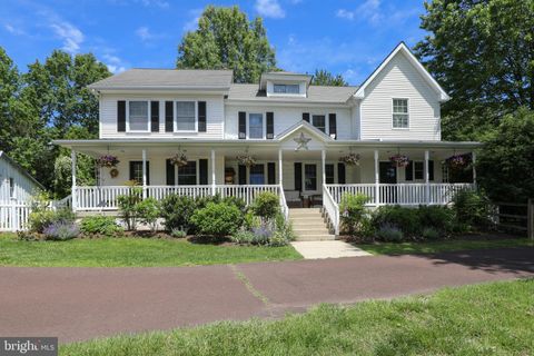 448 OLD DUBLIN PIKE DOYLESTOWN PA 18901