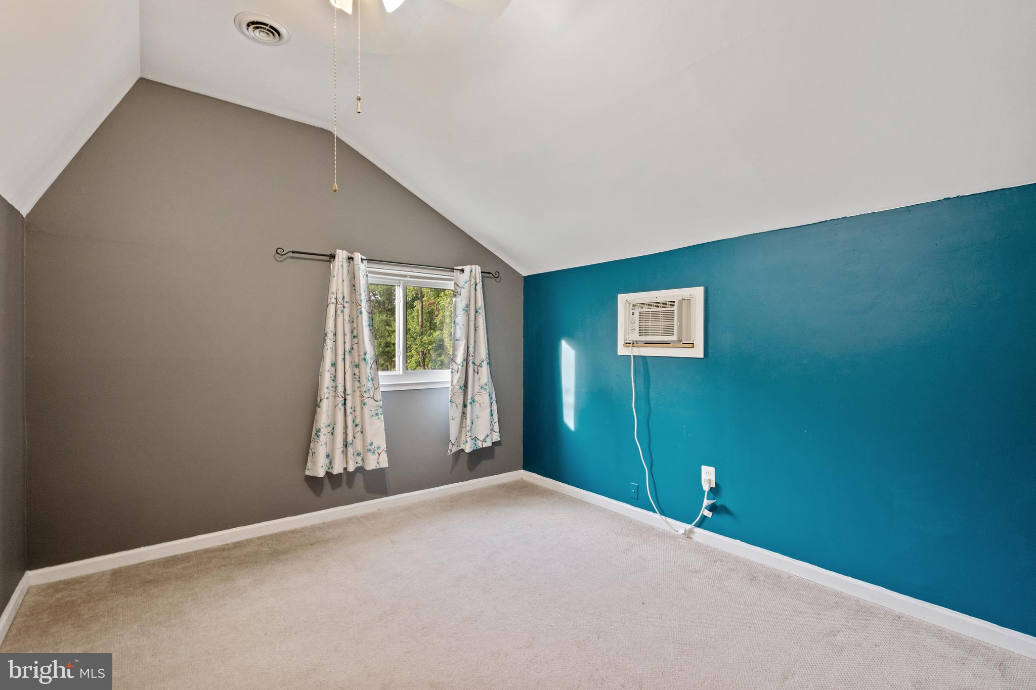 LAKE RIDGE - Residential Lease