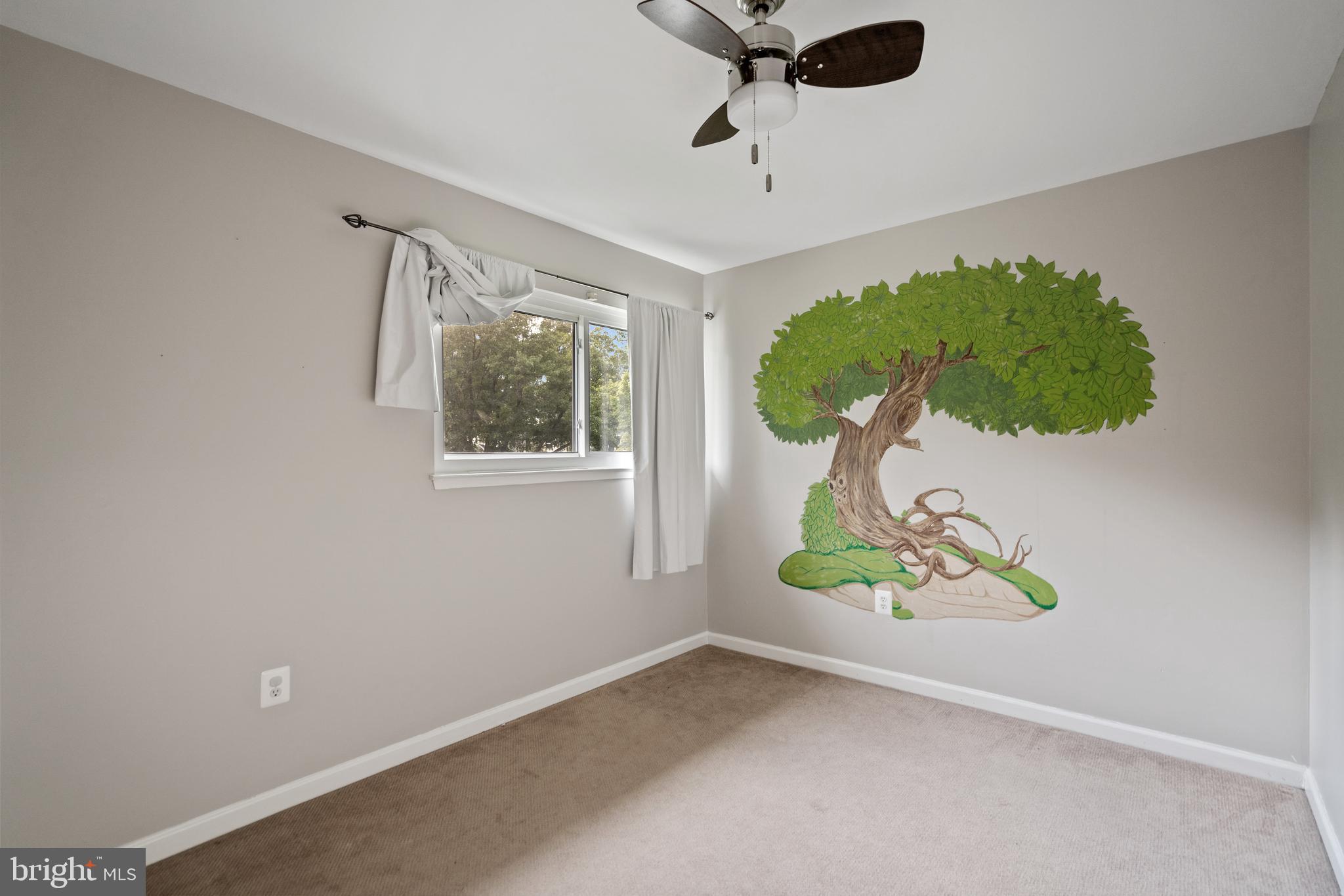 LAKE RIDGE - Residential Lease