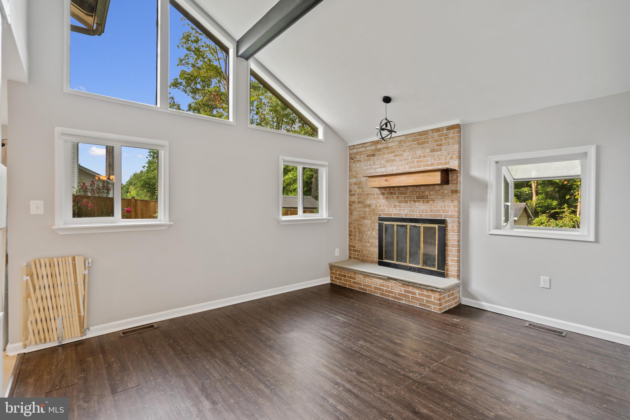 LAKE RIDGE - Residential Lease