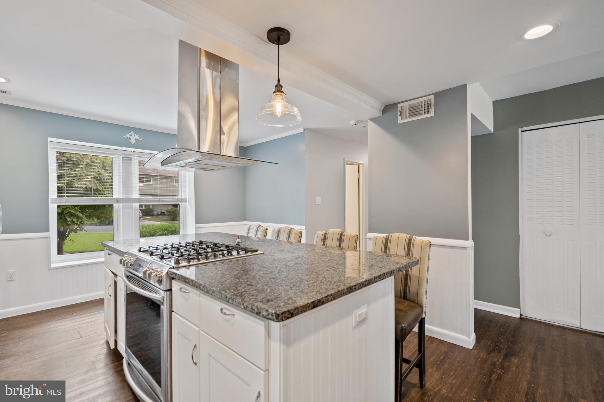 LAKE RIDGE - Residential Lease