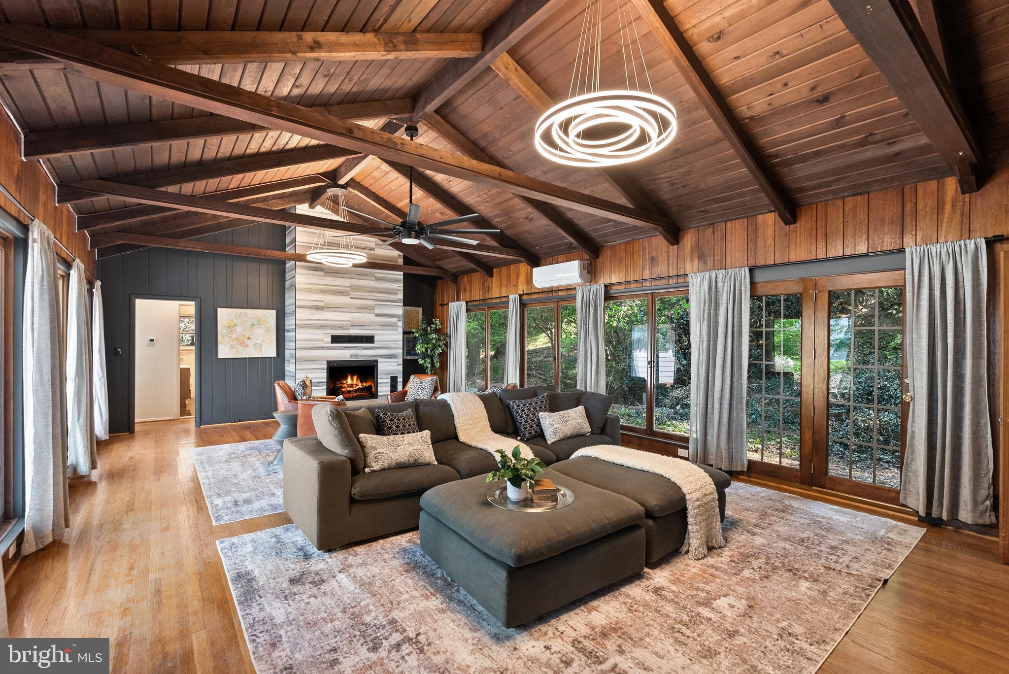 TREASURE COVE - Residential