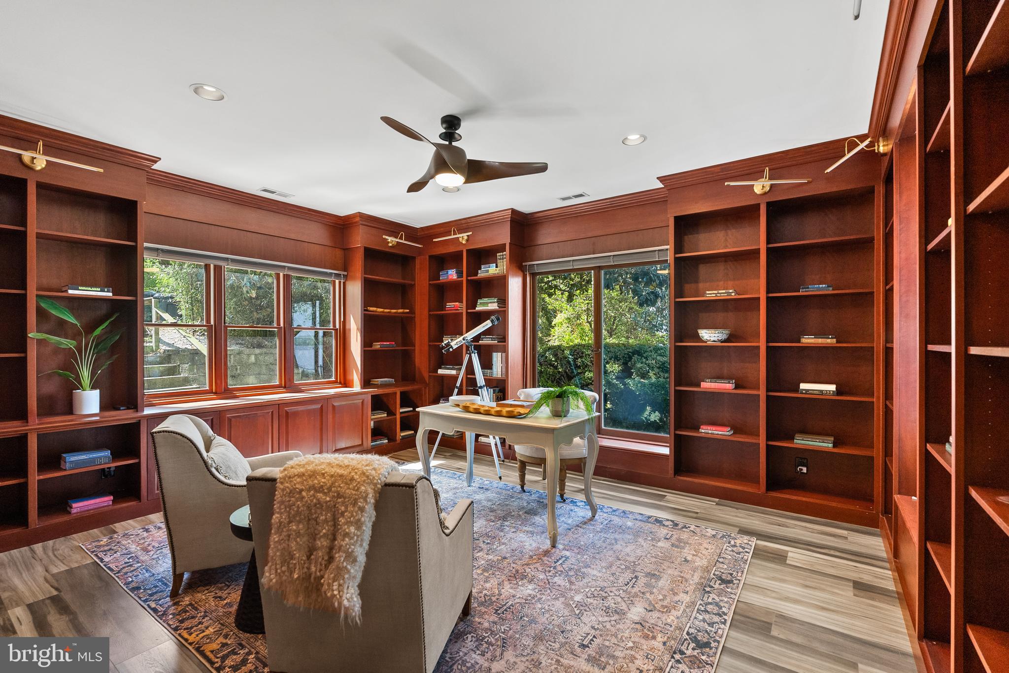 TREASURE COVE - Residential