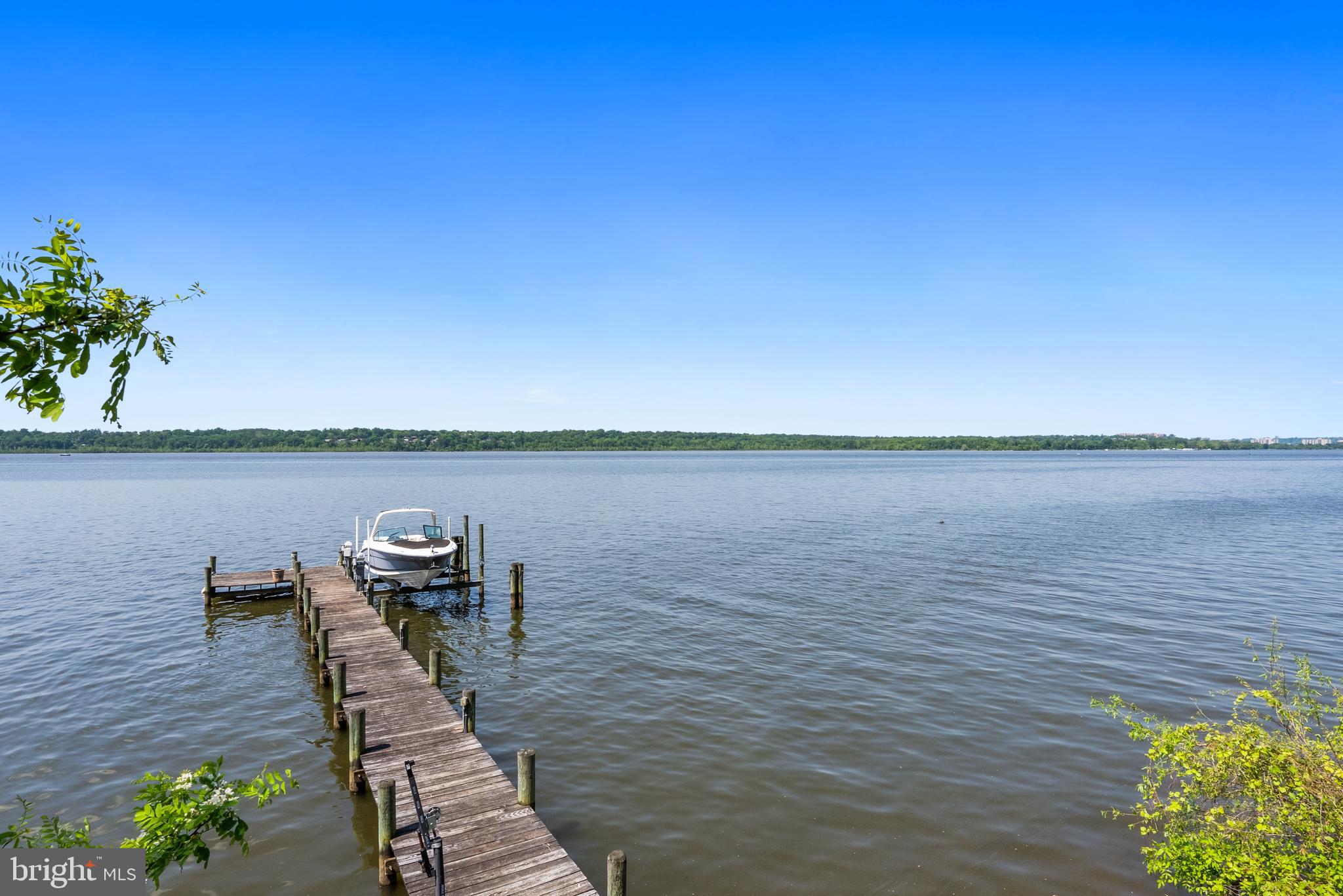 TREASURE COVE - Residential