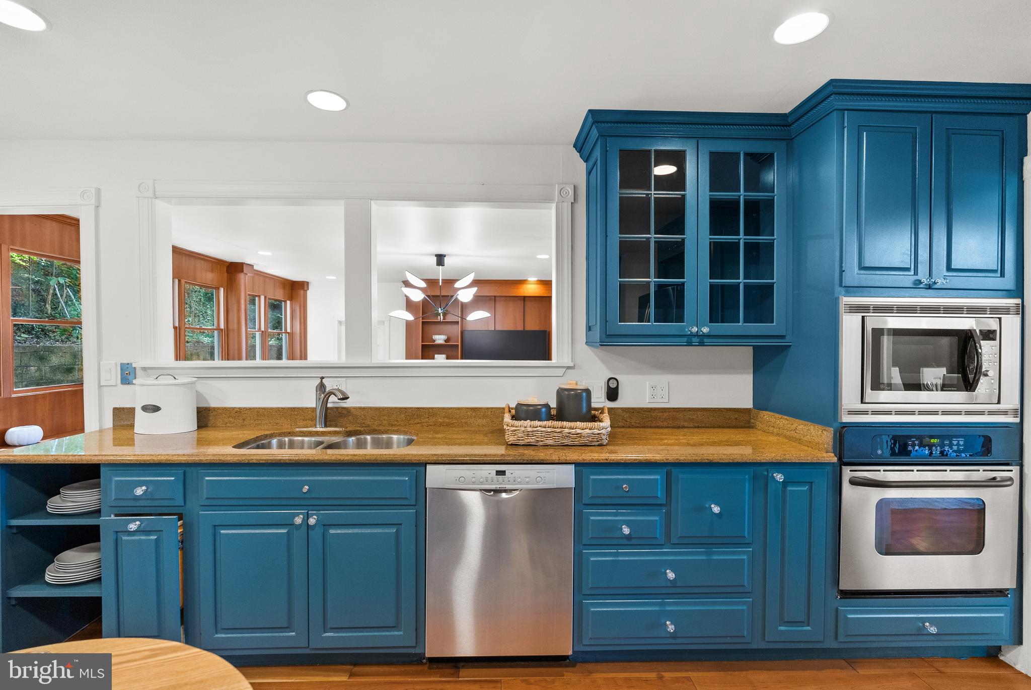 TREASURE COVE - Residential