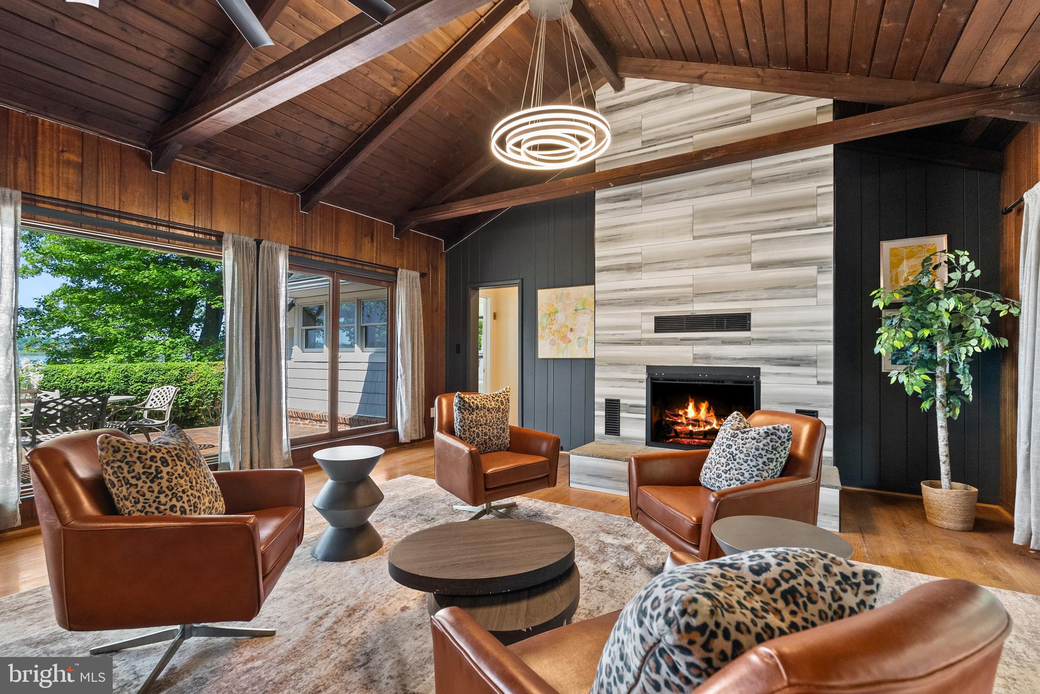 TREASURE COVE - Residential