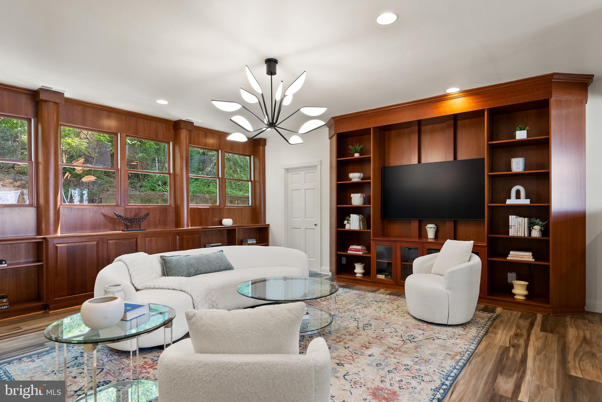 TREASURE COVE - Residential