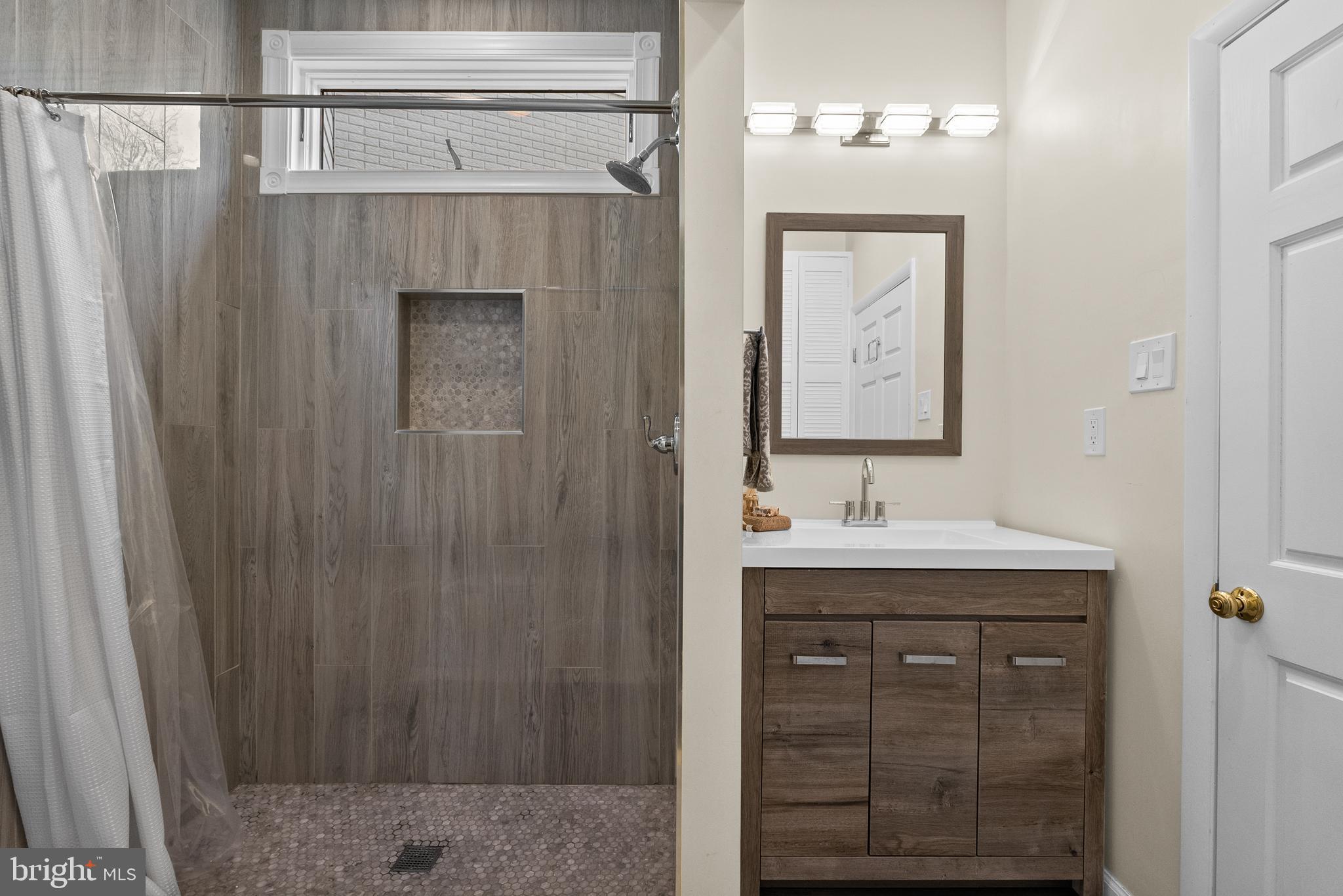 TREASURE COVE - Residential