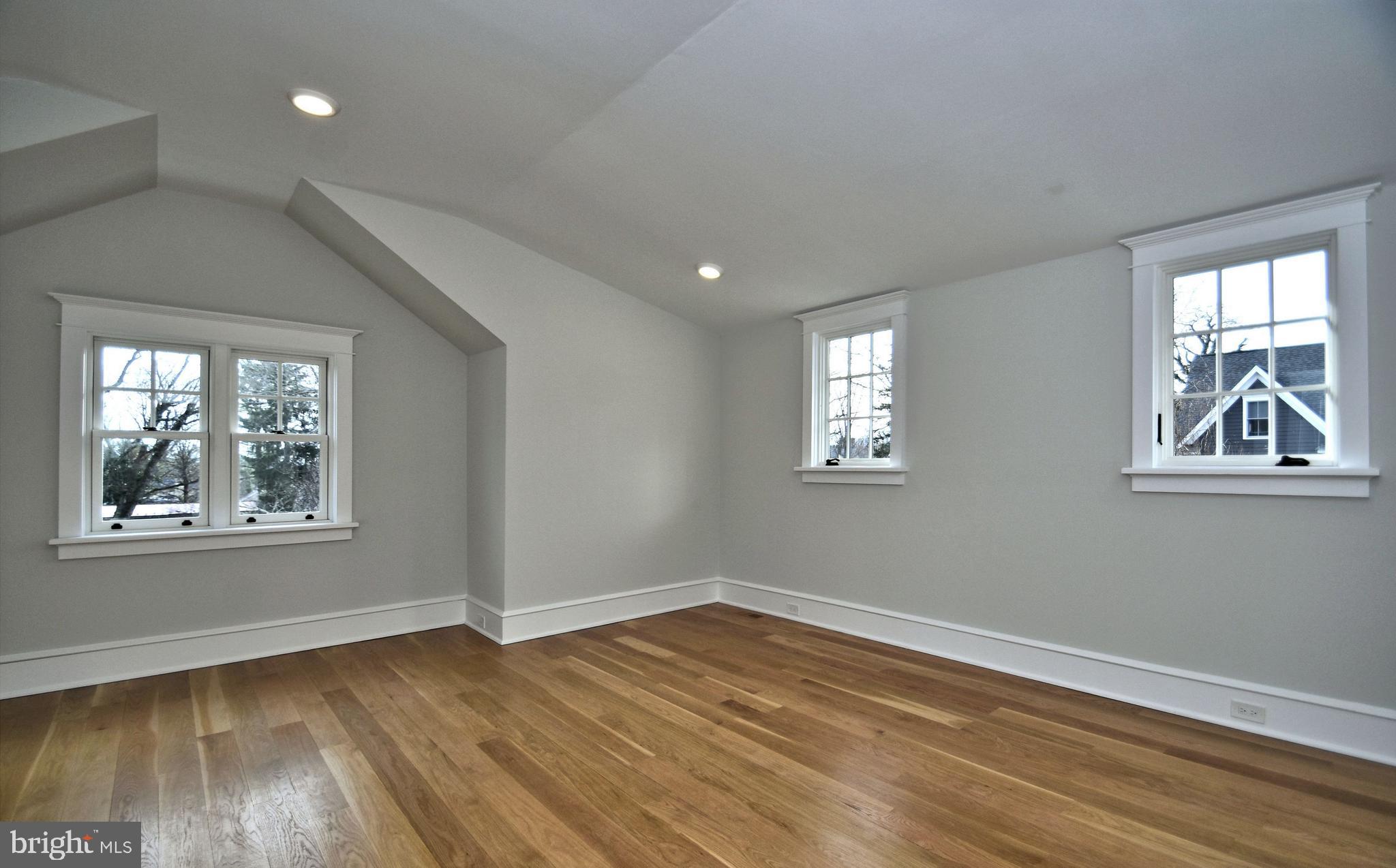 DOYLESTOWN BORO - Residential