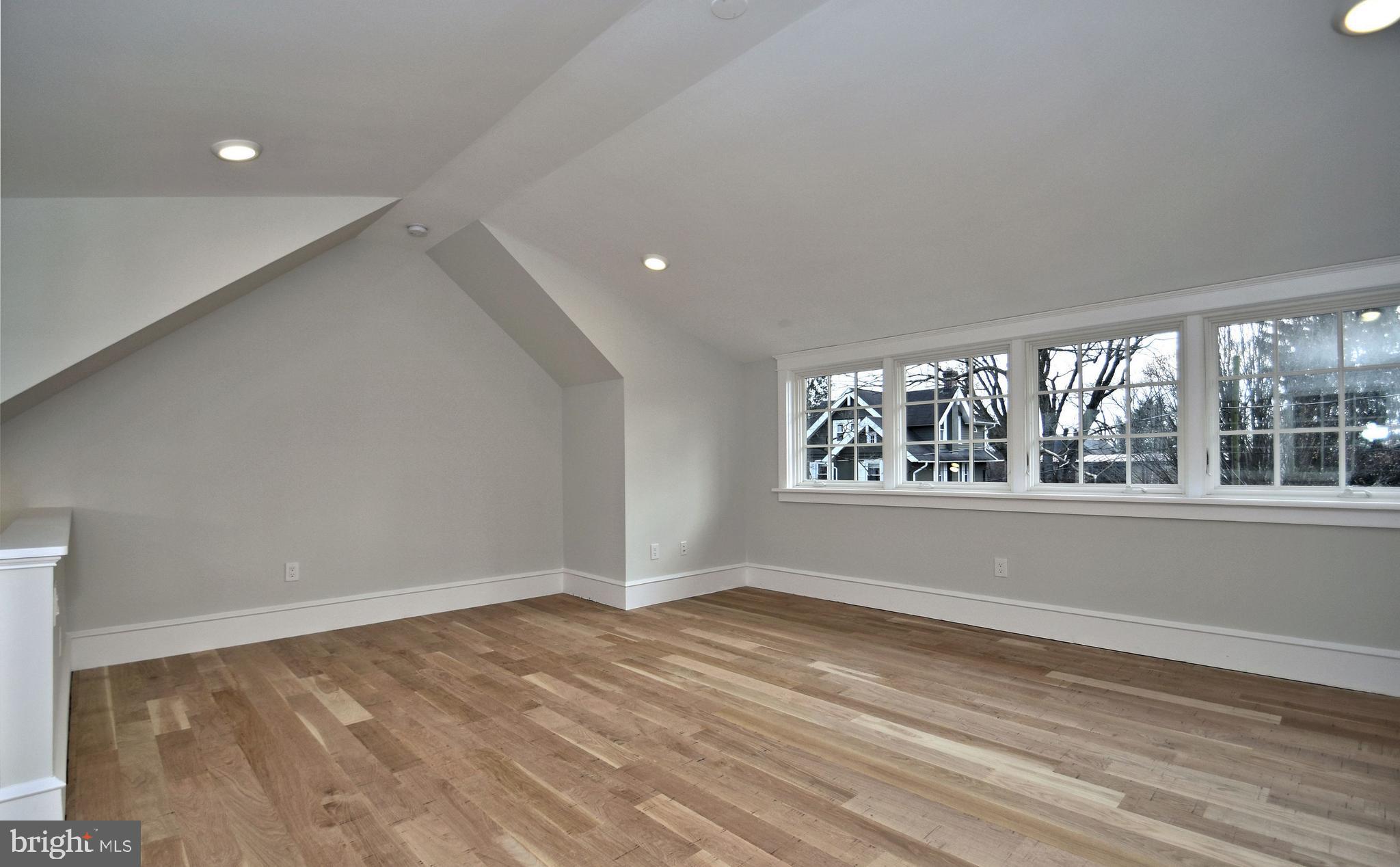 DOYLESTOWN BORO - Residential