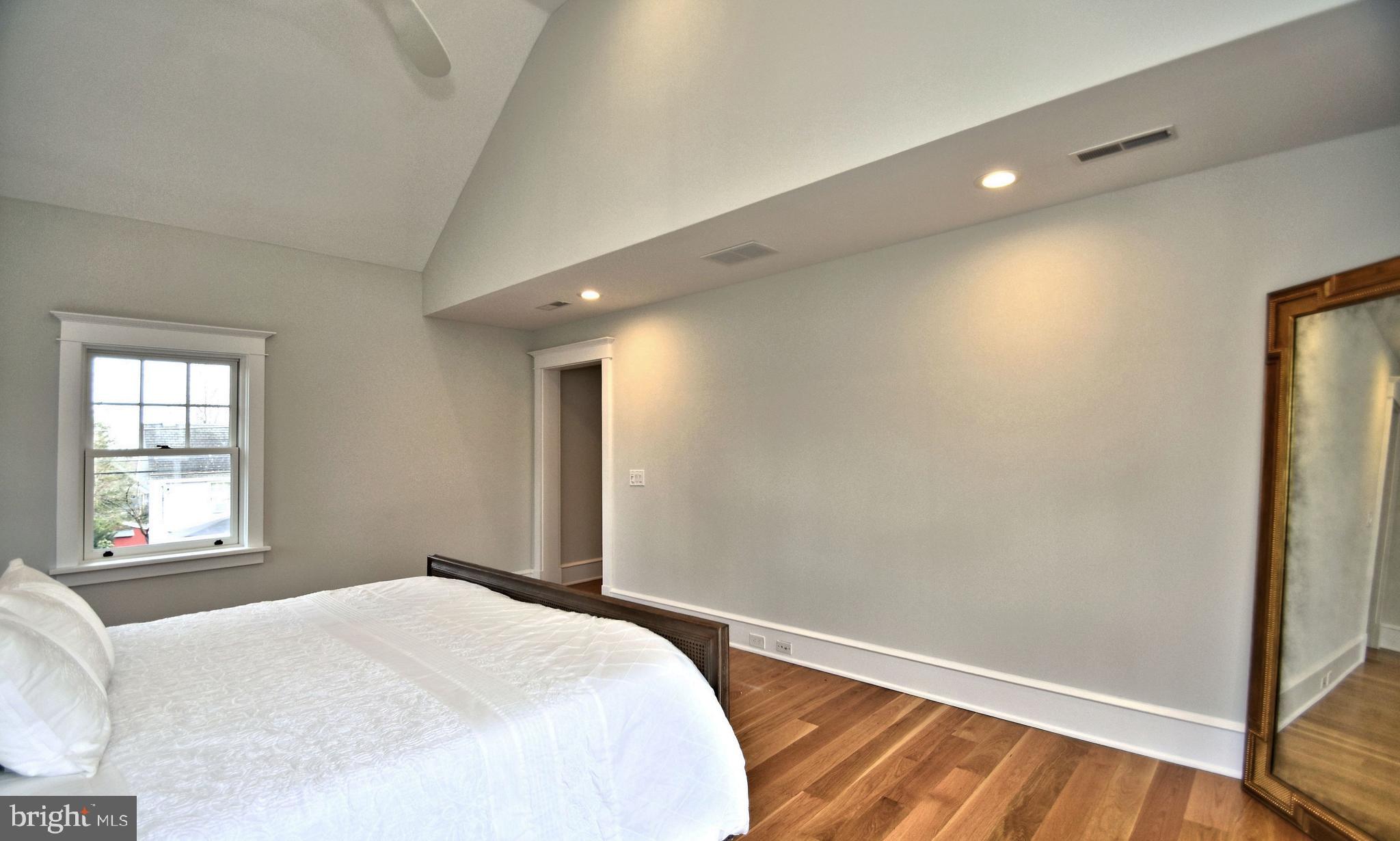 DOYLESTOWN BORO - Residential