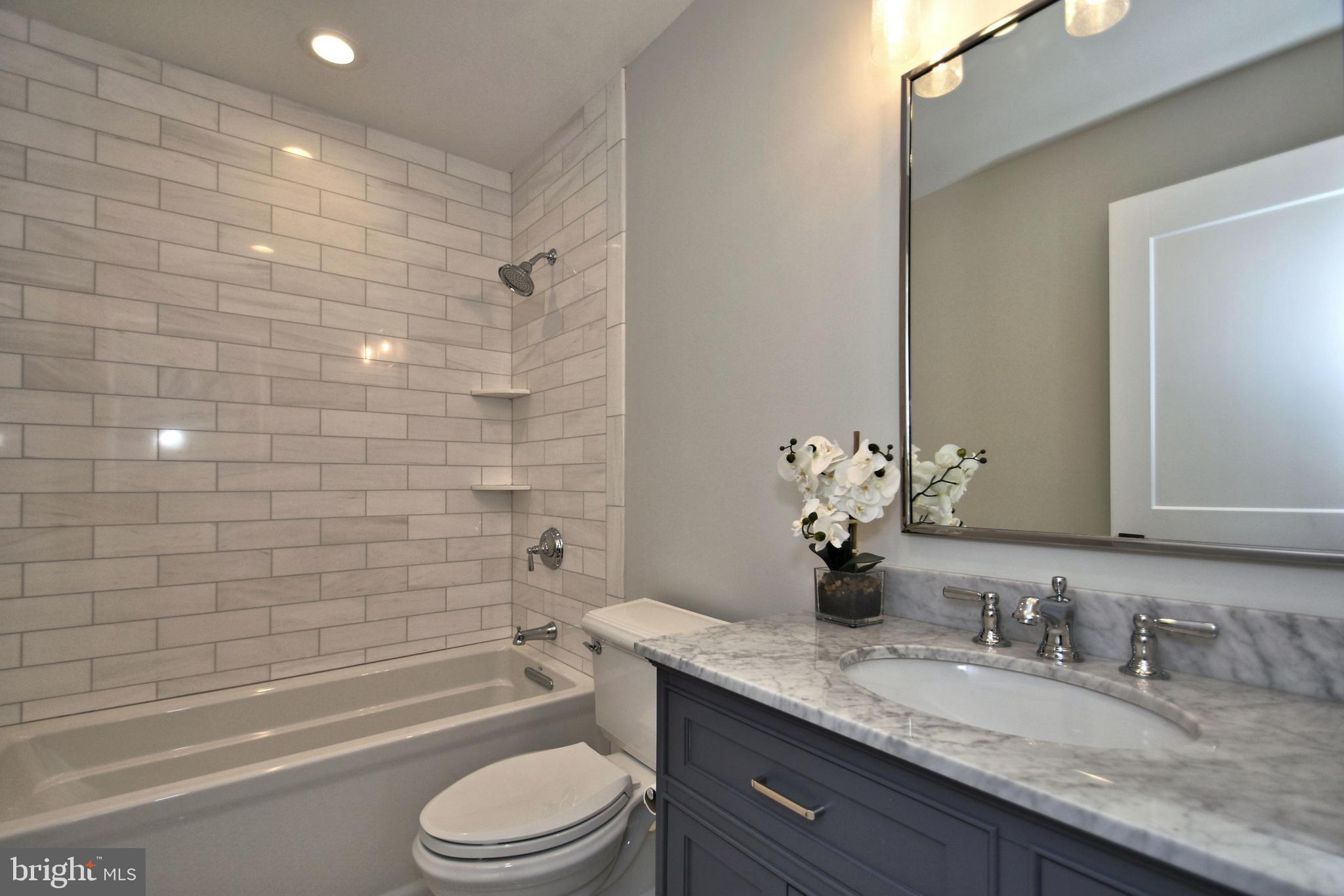 DOYLESTOWN BORO - Residential