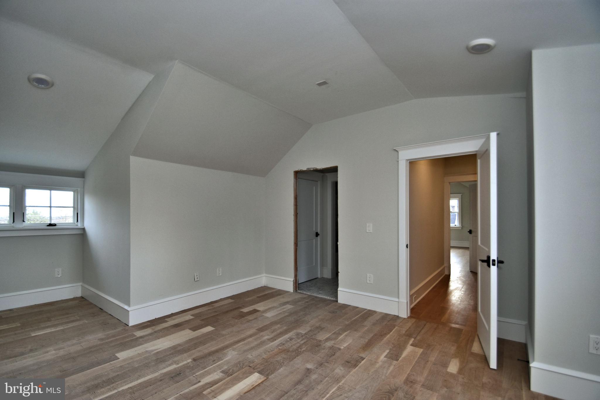 DOYLESTOWN BORO - Residential