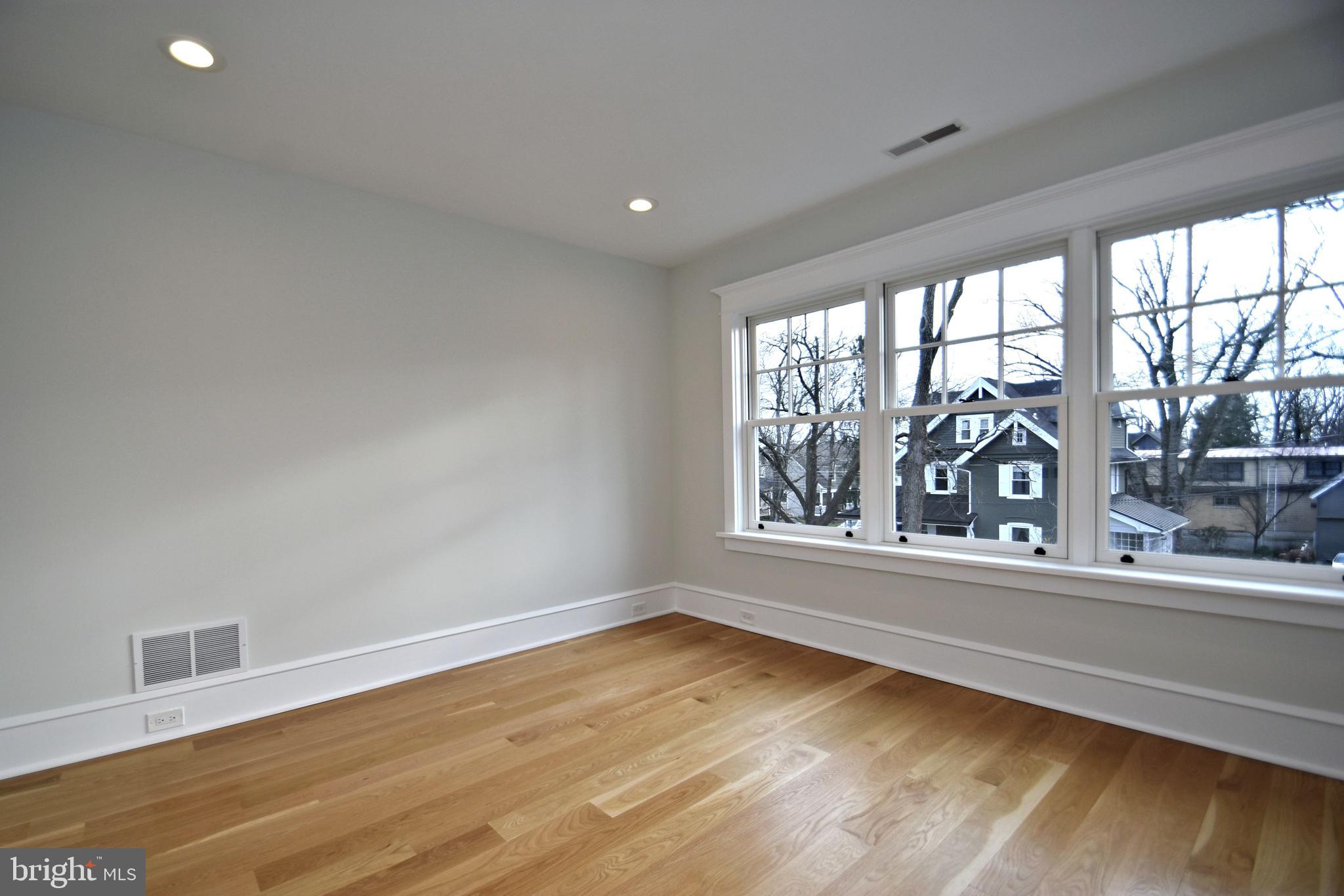 DOYLESTOWN BORO - Residential