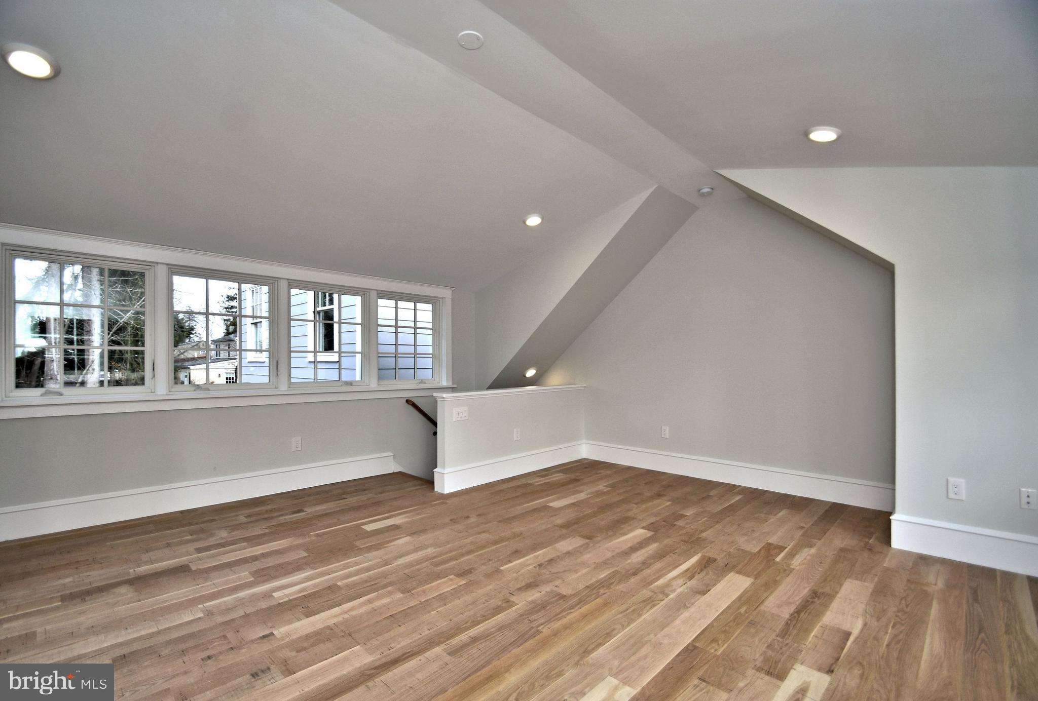 DOYLESTOWN BORO - Residential