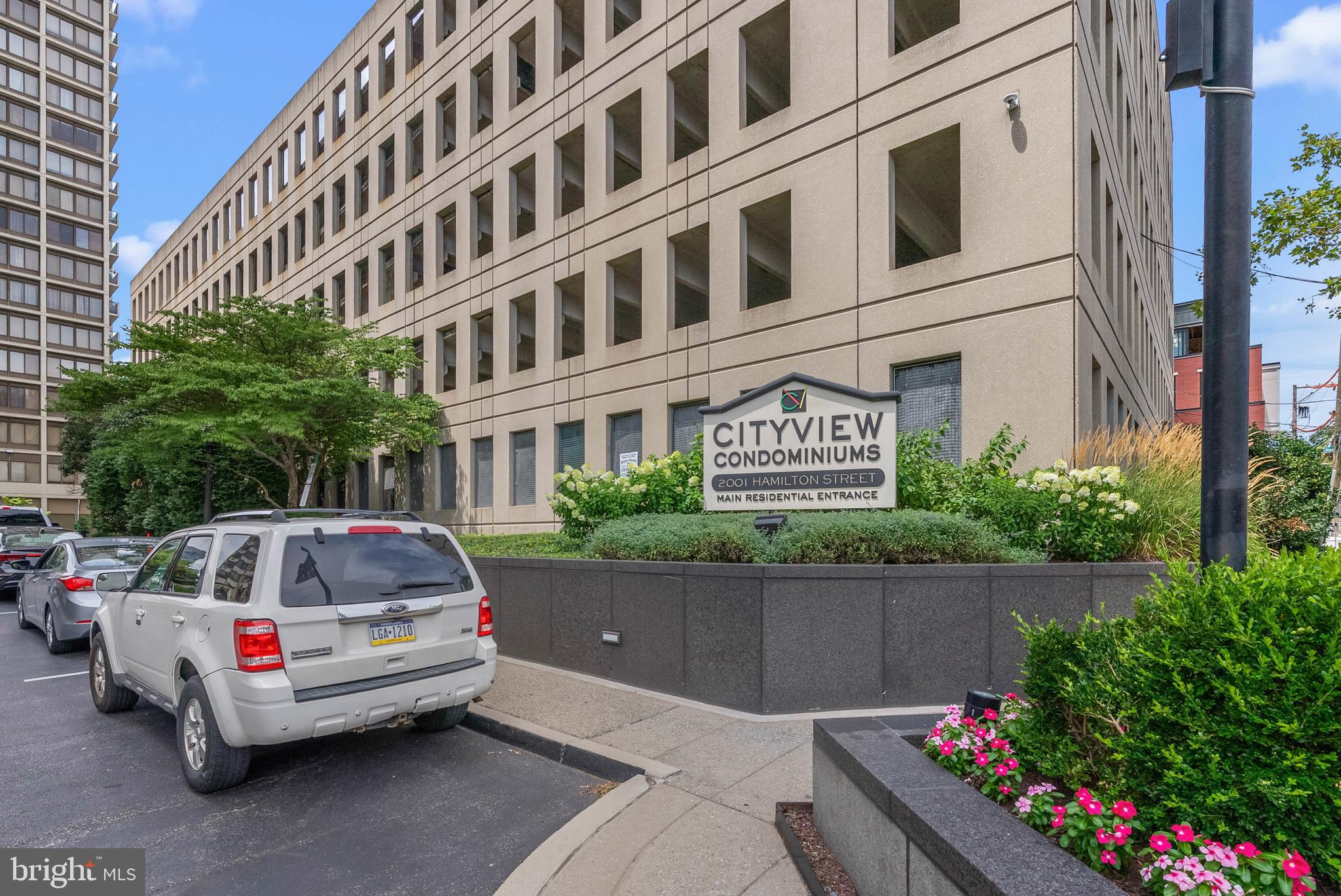 ART MUSEUM AREA - Residential