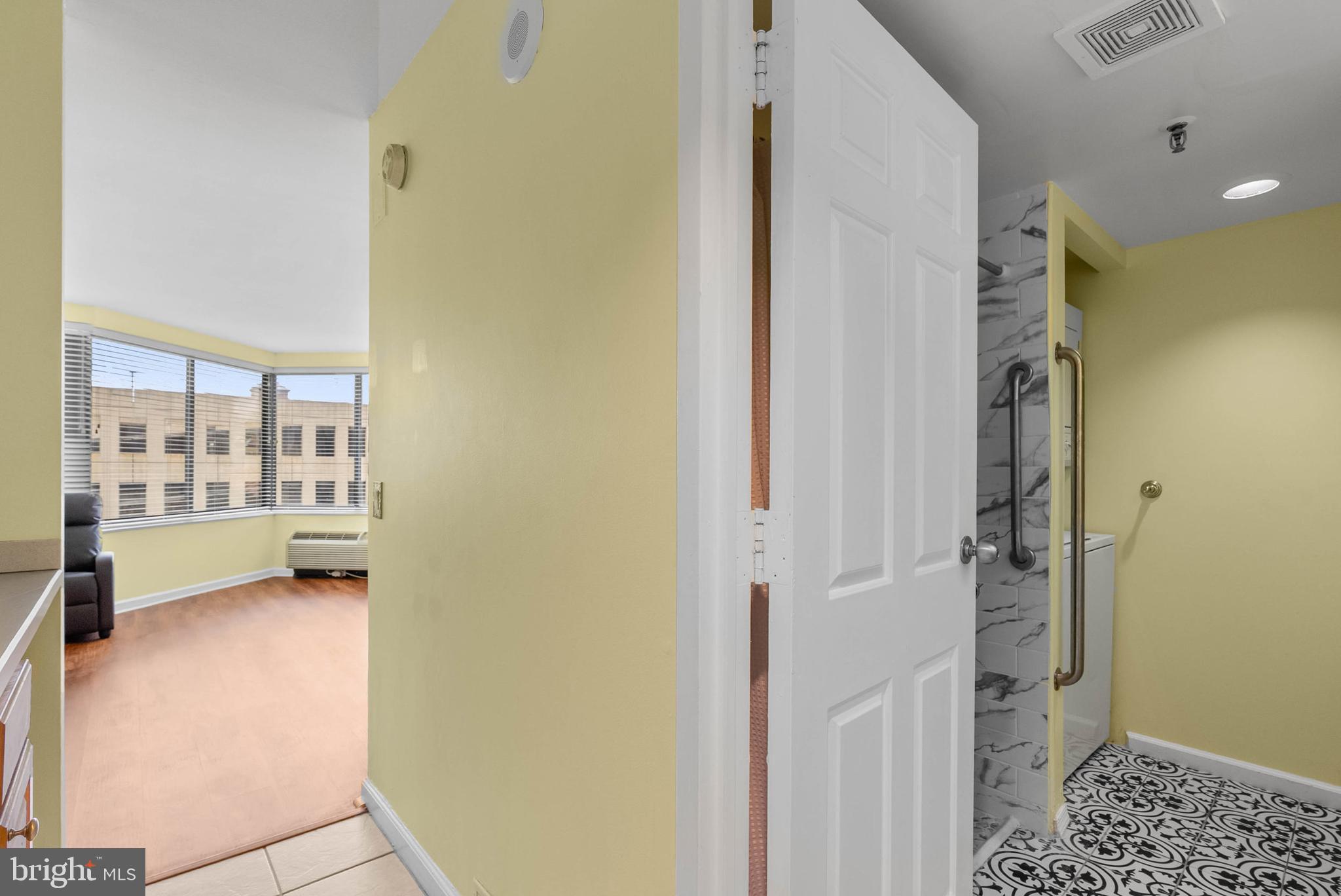 ART MUSEUM AREA - Residential