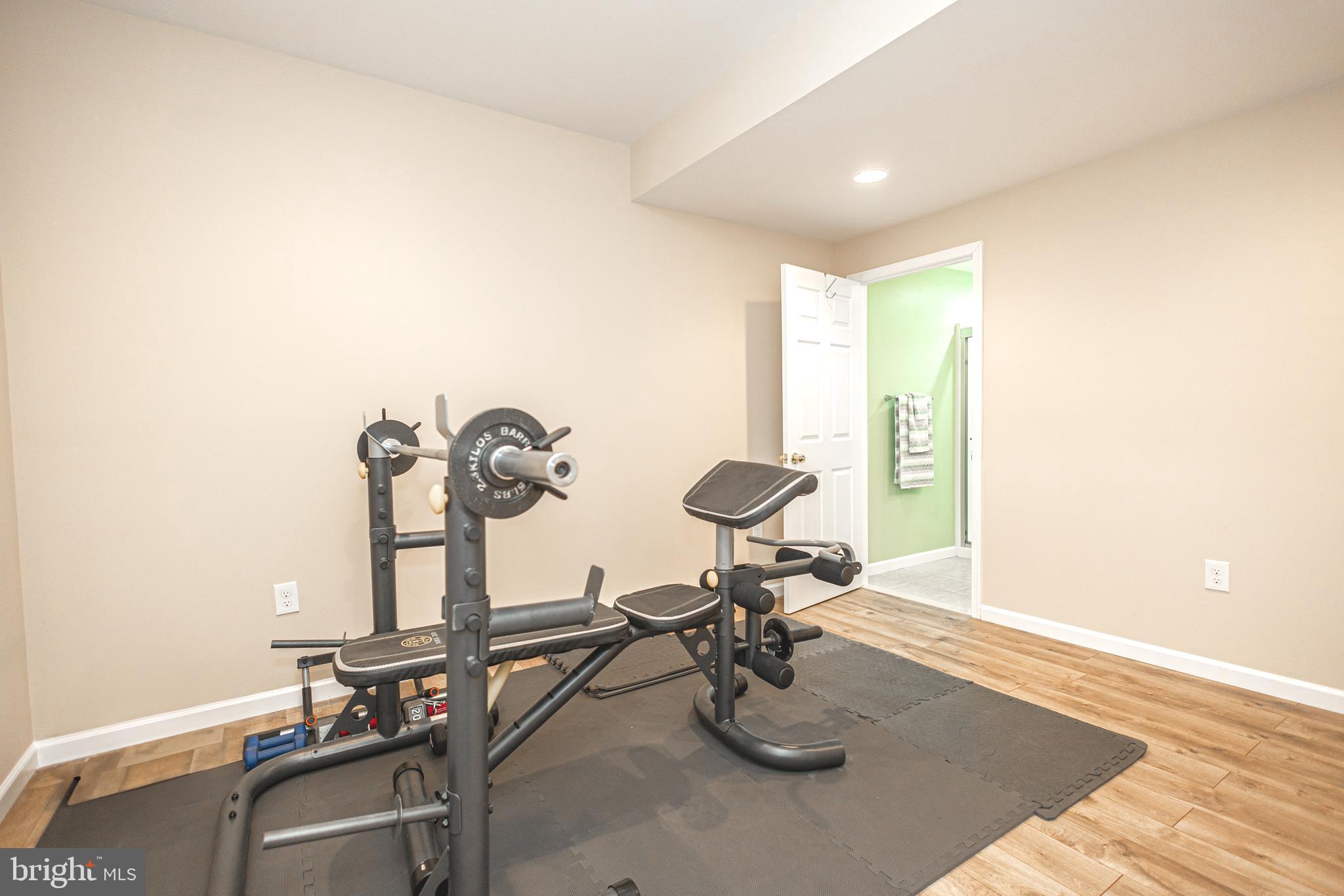 HORSHAM VALLEY ESTAT - Residential