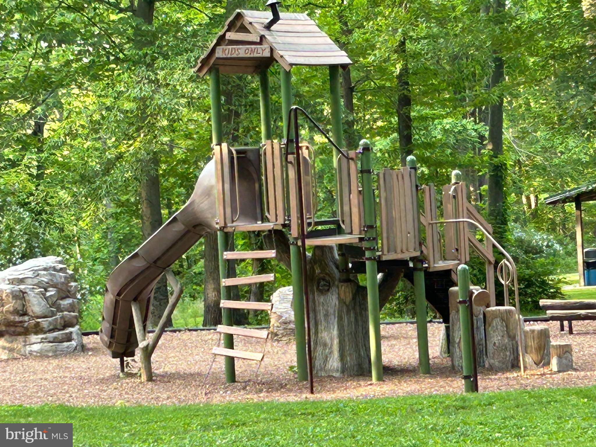 HORSHAM VALLEY ESTAT - Residential