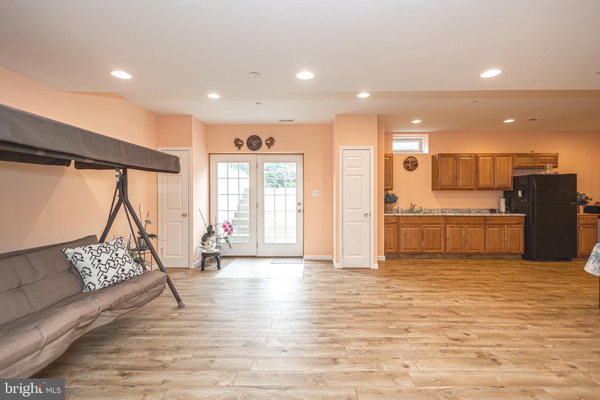 HORSHAM VALLEY ESTAT - Residential