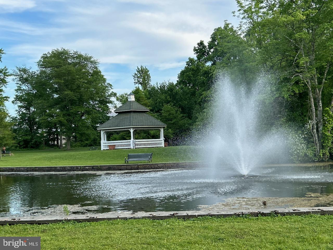 HORSHAM VALLEY ESTAT - Residential