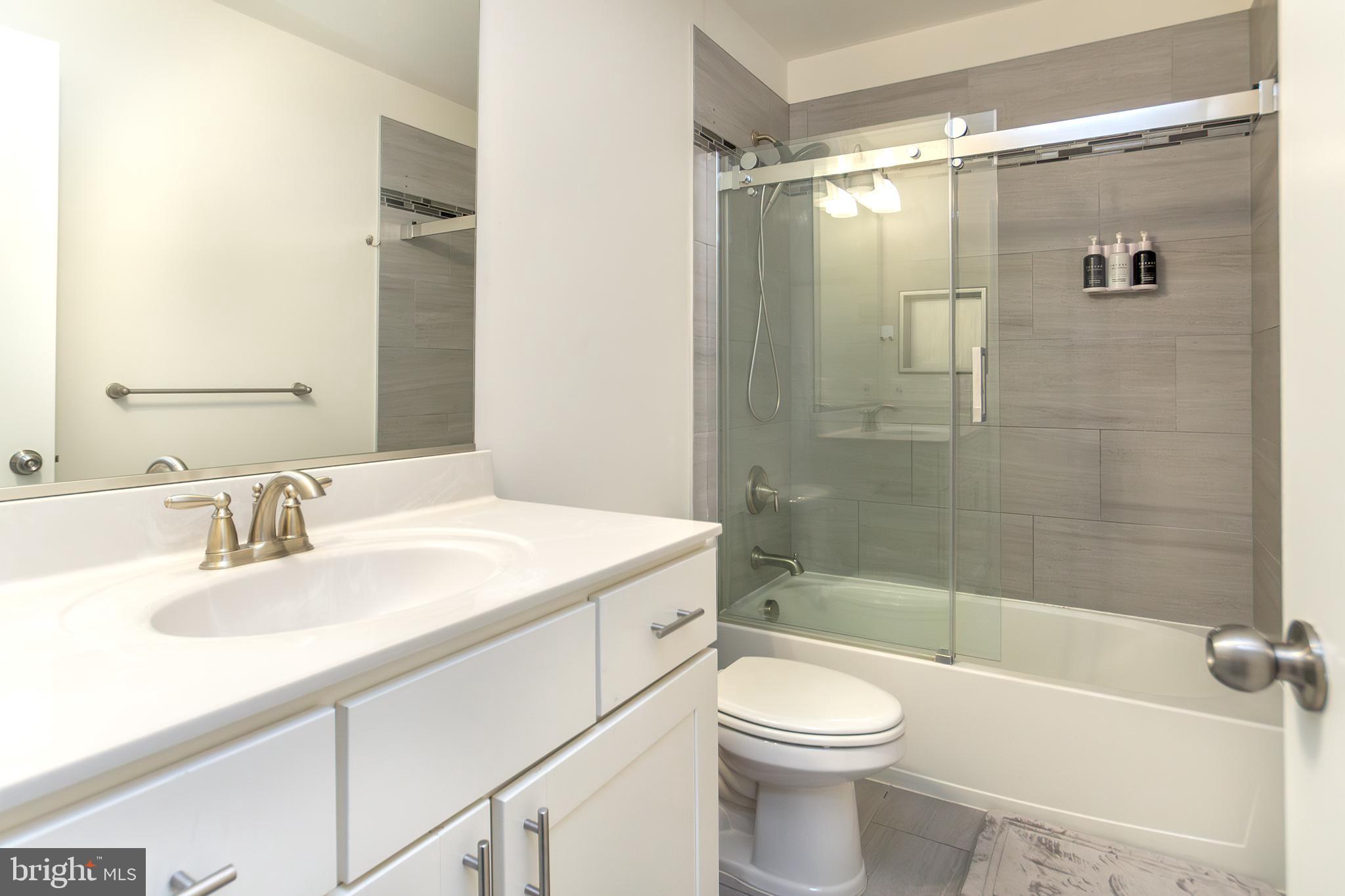 JARRETTSVILLE - Residential