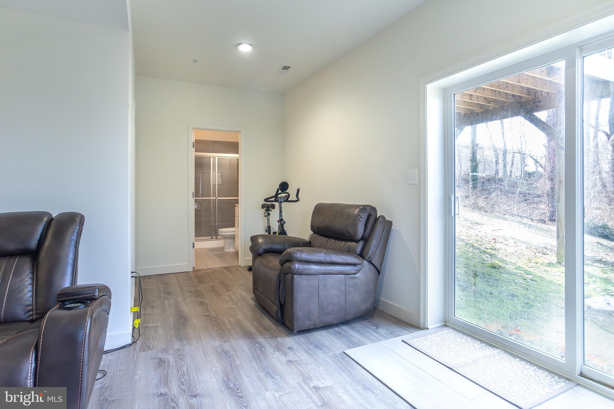 JARRETTSVILLE - Residential