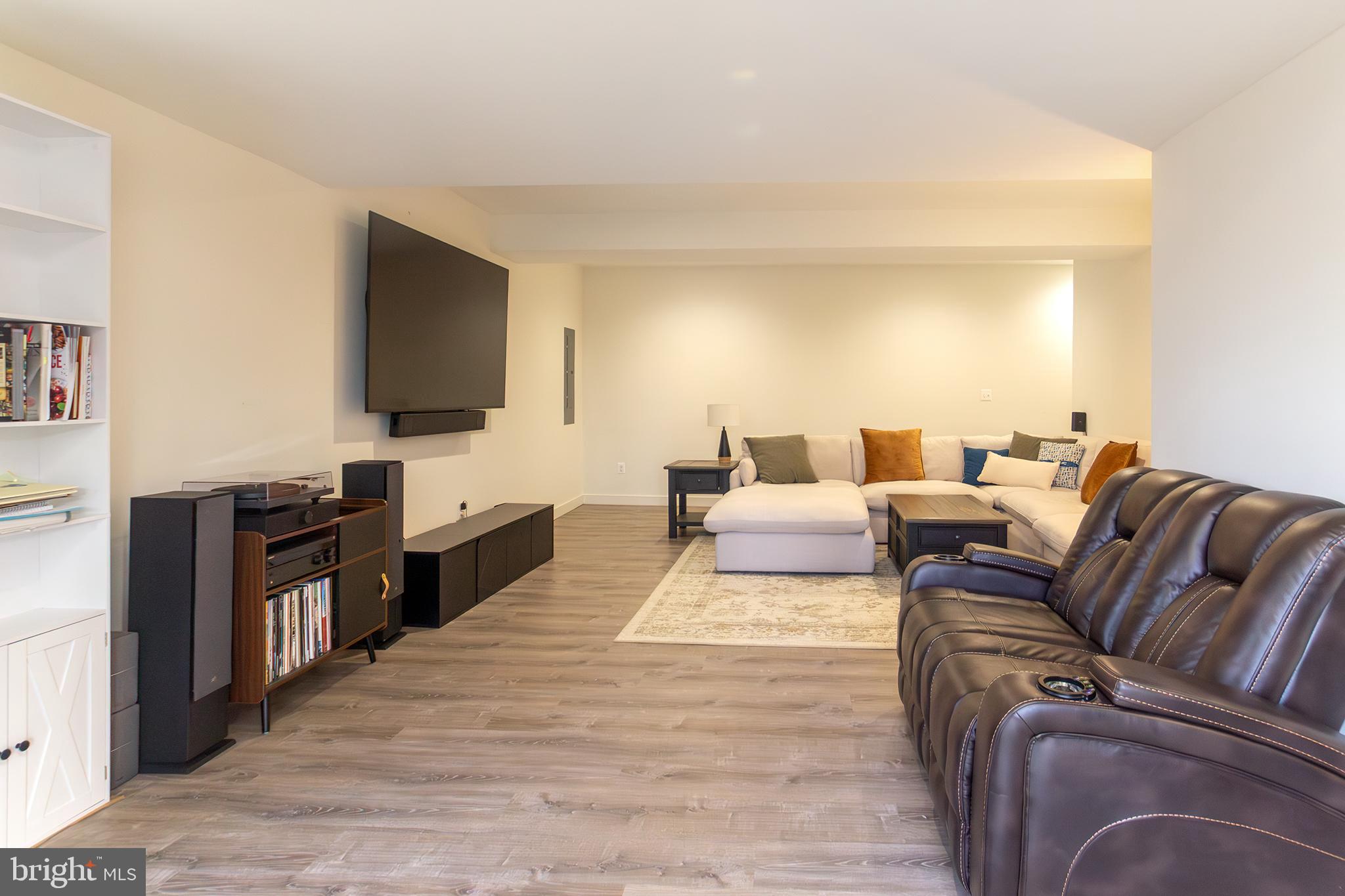 JARRETTSVILLE - Residential