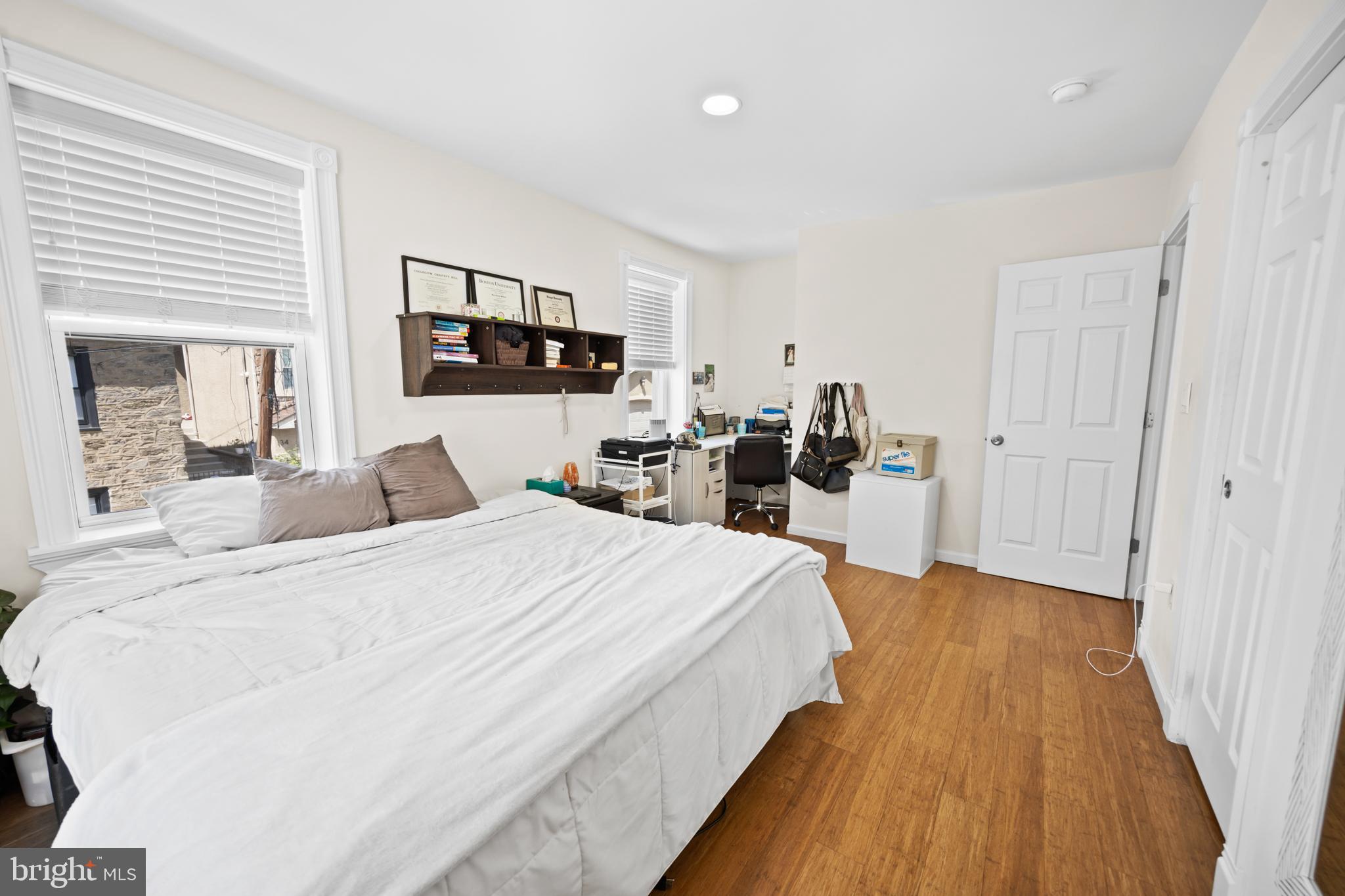 MANAYUNK - Residential