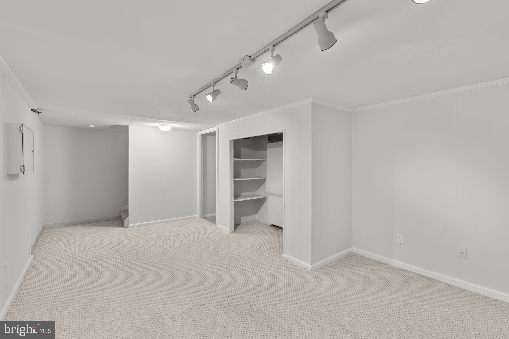 THUNDER HILL - Residential