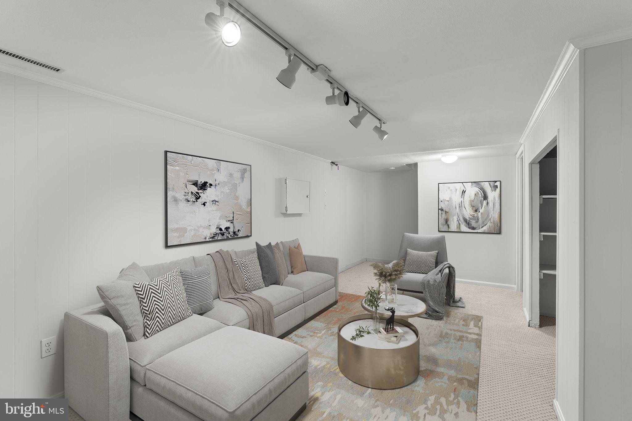 THUNDER HILL - Residential