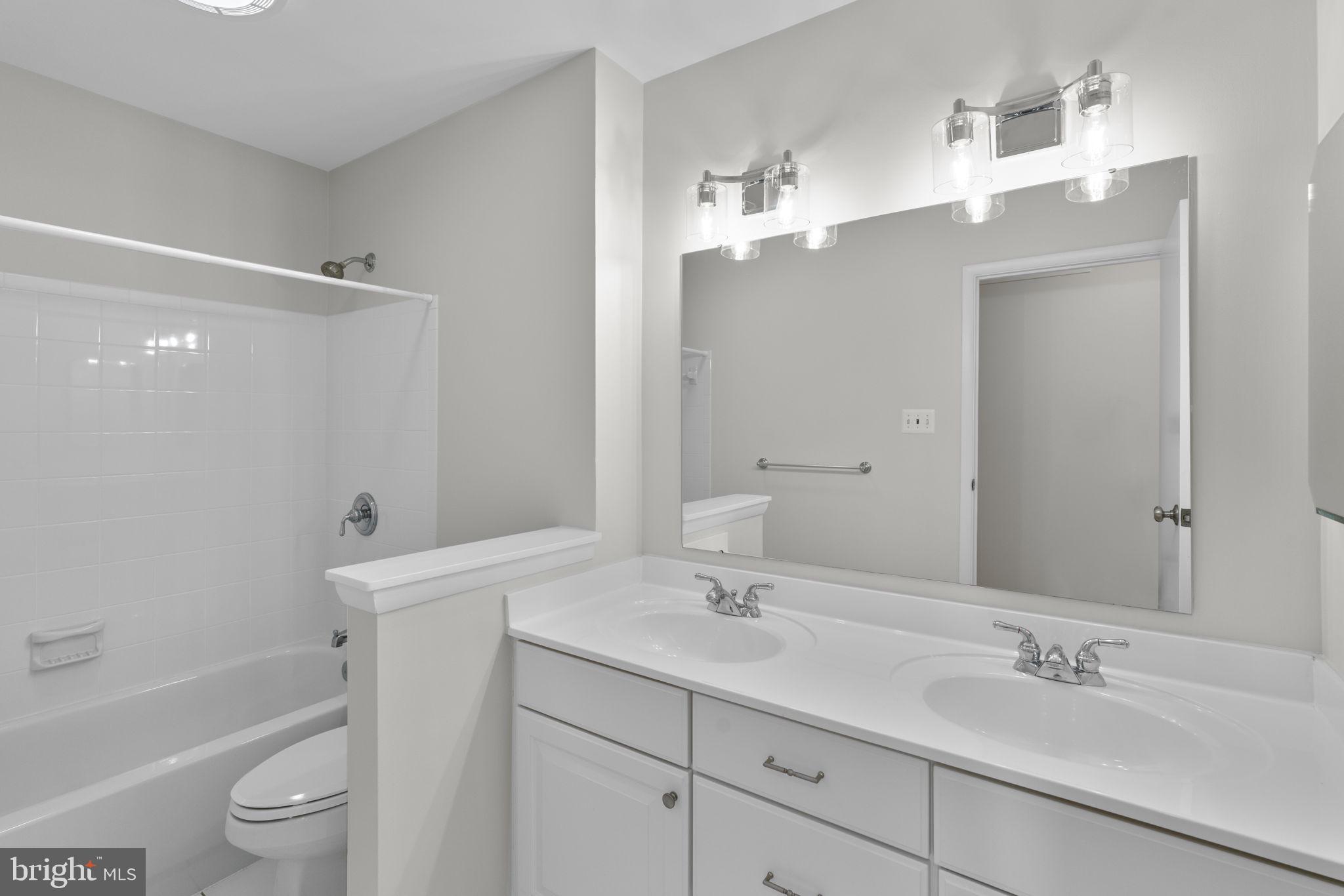 THUNDER HILL - Residential