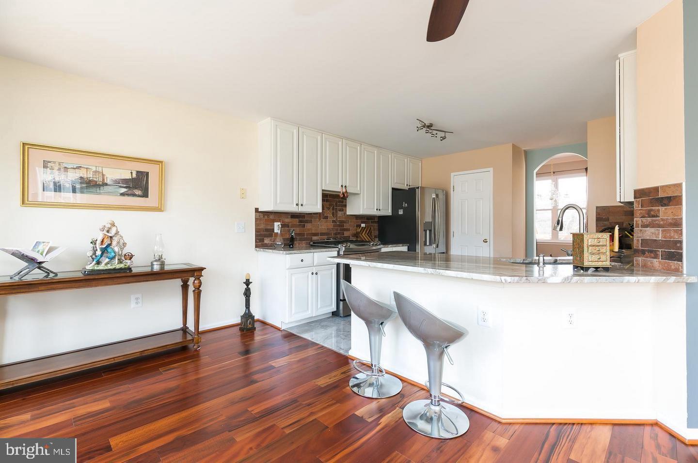 ASHBURN VILLAGE - Residential Lease