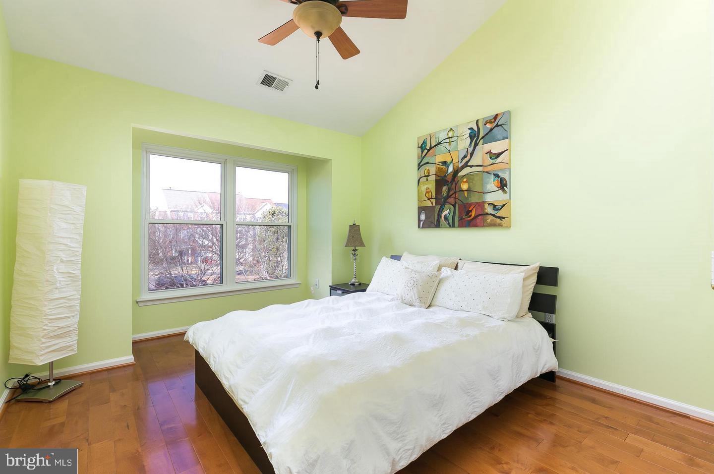 ASHBURN VILLAGE - Residential Lease