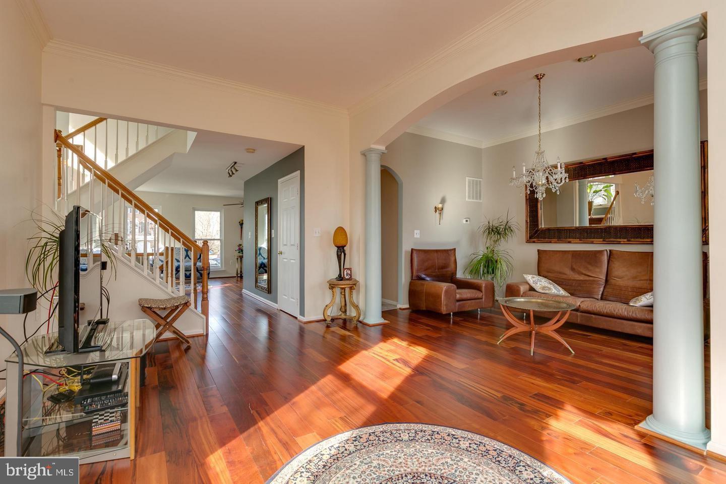 ASHBURN VILLAGE - Residential Lease