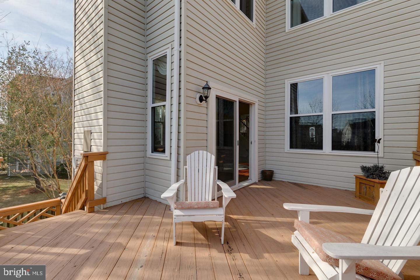 ASHBURN VILLAGE - Residential Lease