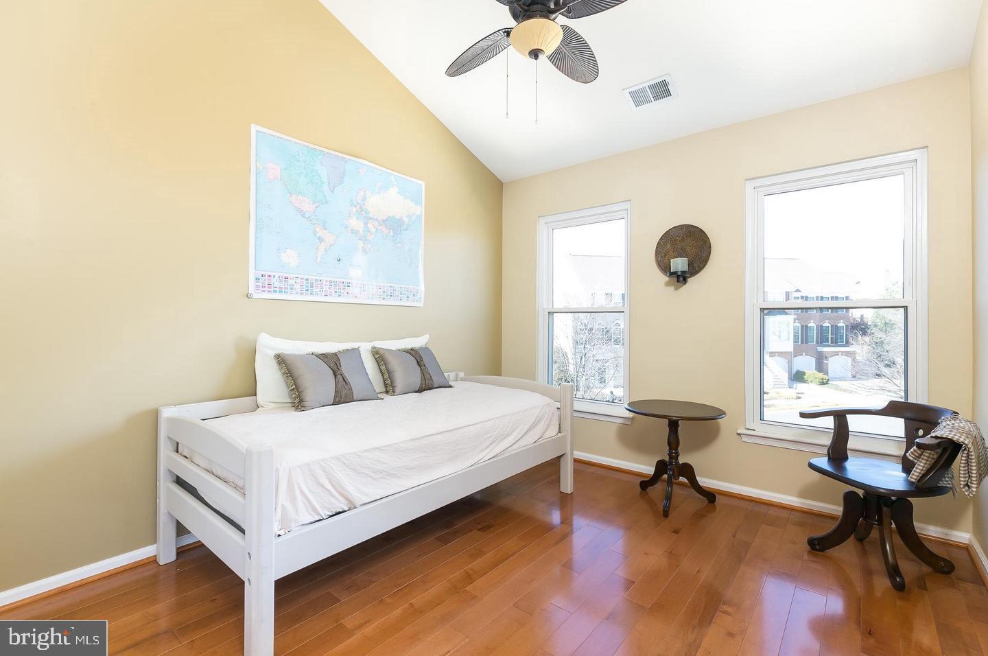 ASHBURN VILLAGE - Residential Lease