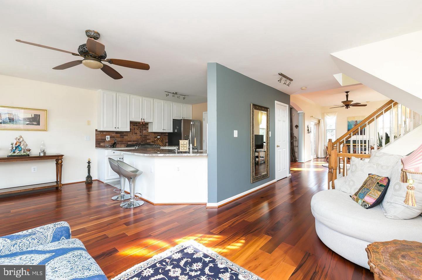 ASHBURN VILLAGE - Residential Lease