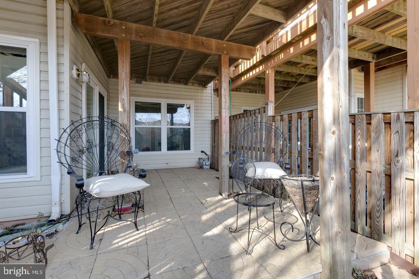 ASHBURN VILLAGE - Residential Lease