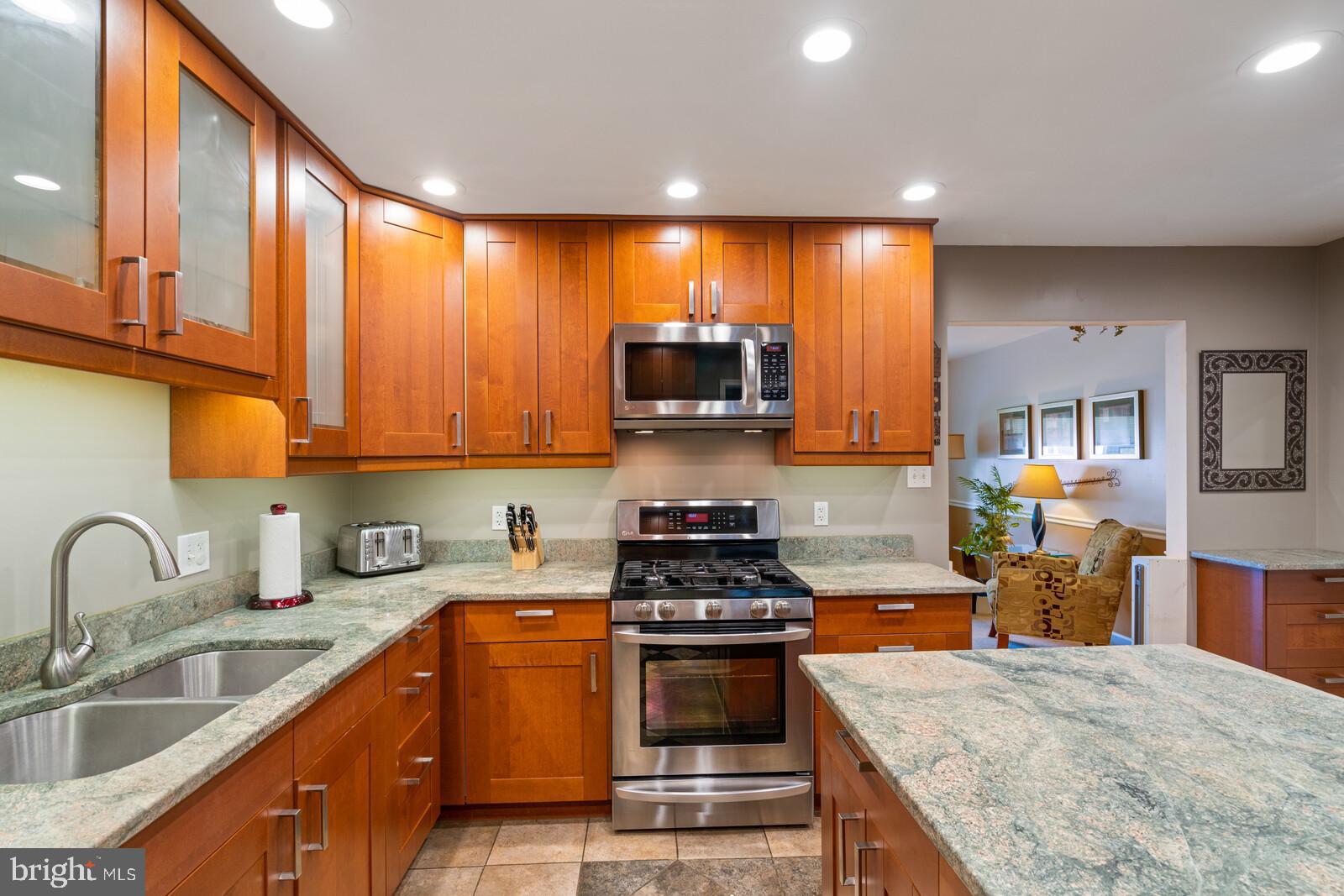 DALE CITY - Residential