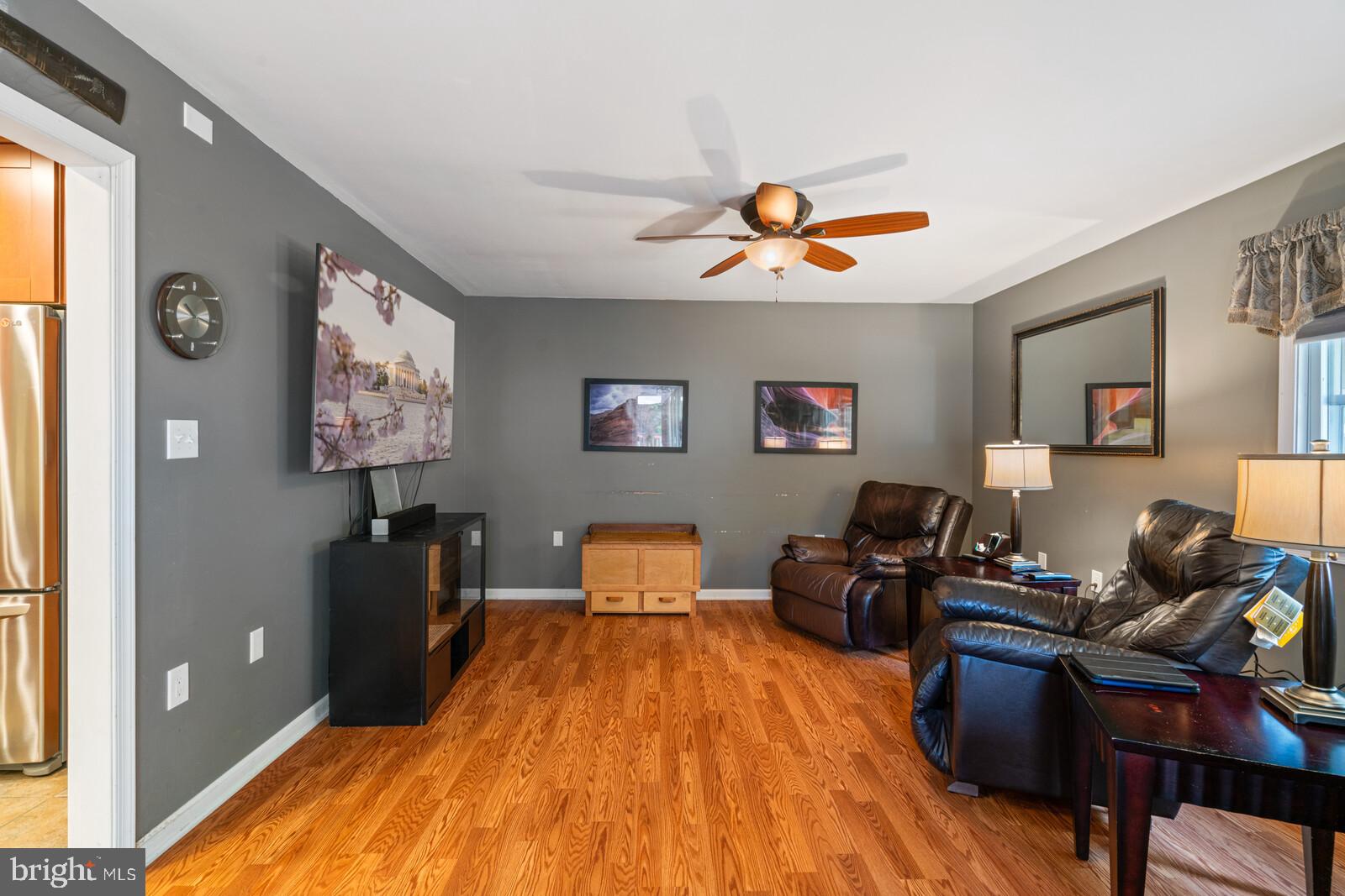 DALE CITY - Residential